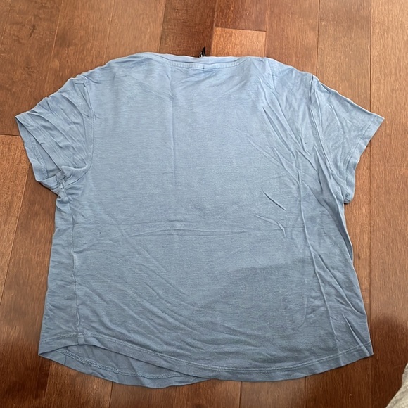 H&M California Tshirt - Picture 2 of 3